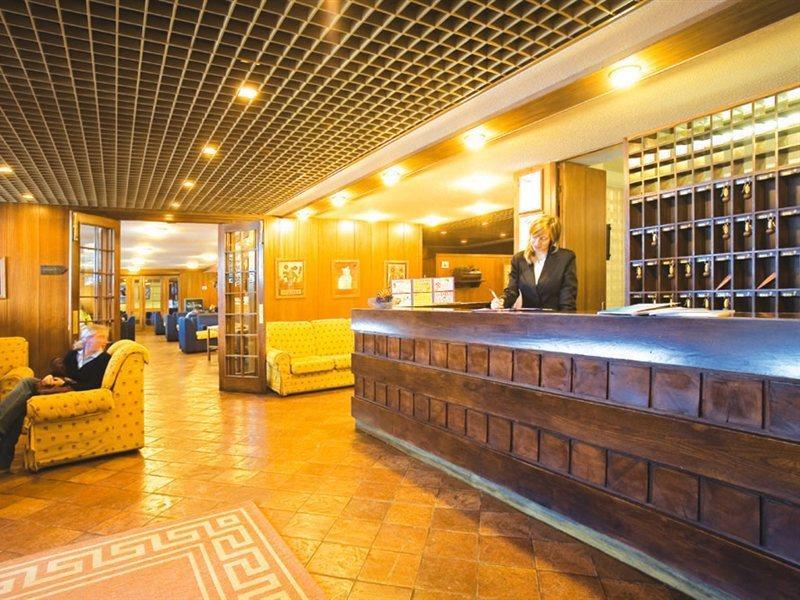Hotel Ski Club I Cavalieri Rta Sestriere Exterior photo
