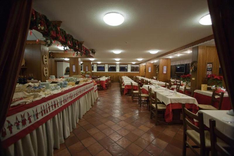 Hotel Ski Club I Cavalieri Rta Sestriere Exterior photo